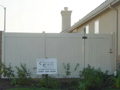 Commercial Privacy Fence